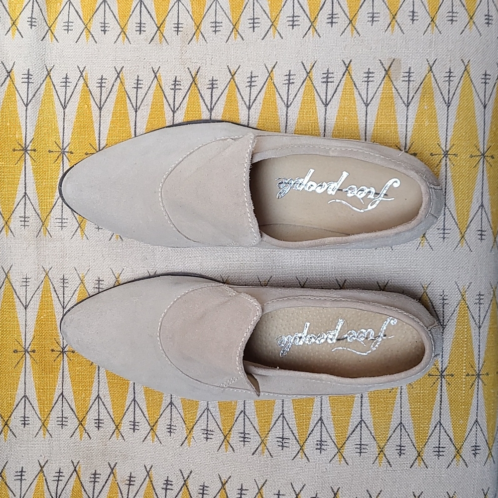 Free People ivory suede slip-on shoe, euro size 39 or 8.5 b
